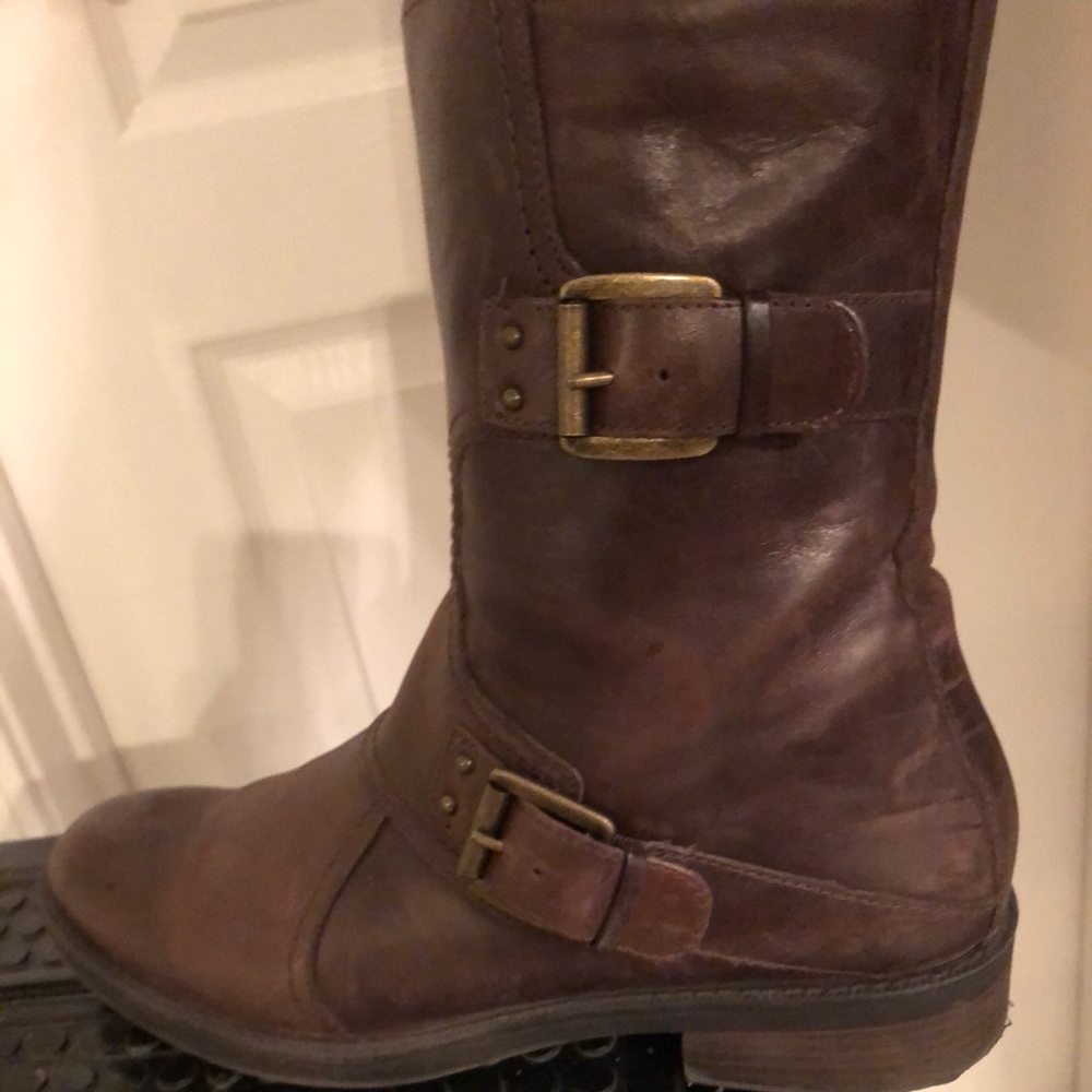 Motorcycle boots